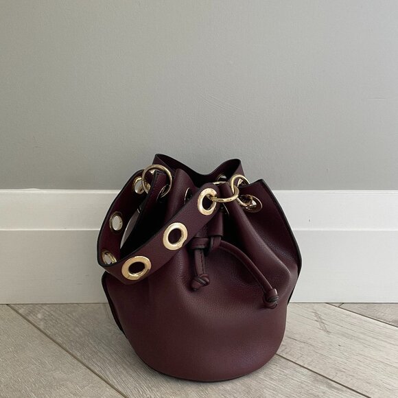 Zara Bucket Bag - Picture 1 of 2